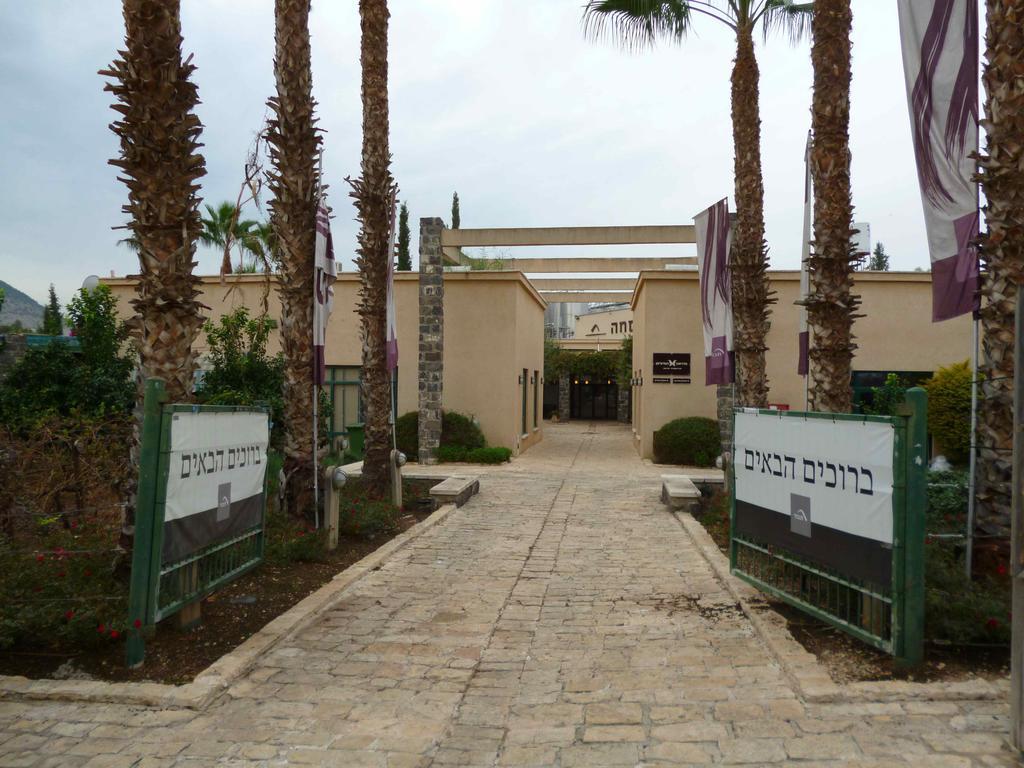 Pearl Of The Valley Hotel Kfar Tavor Eksteriør billede