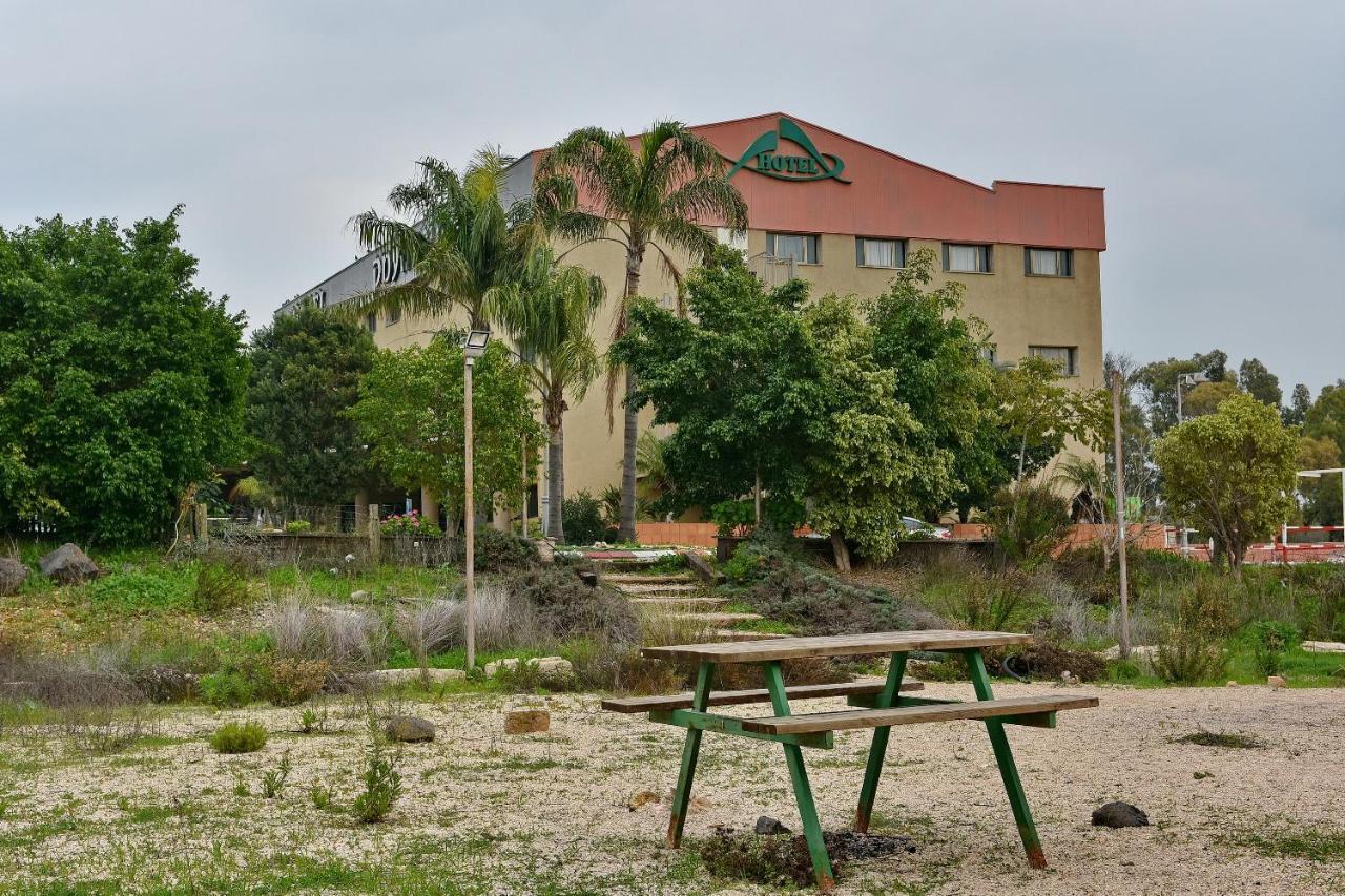 Pearl Of The Valley Hotel Kfar Tavor Eksteriør billede