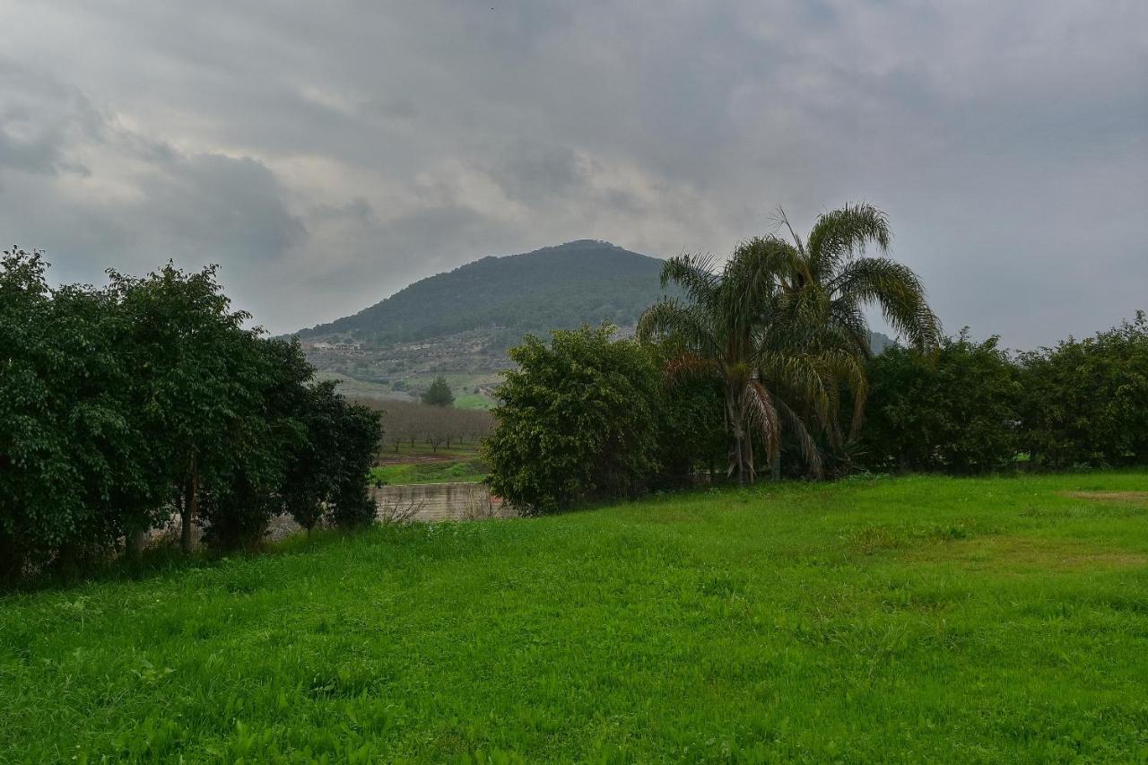 Pearl Of The Valley Hotel Kfar Tavor Eksteriør billede