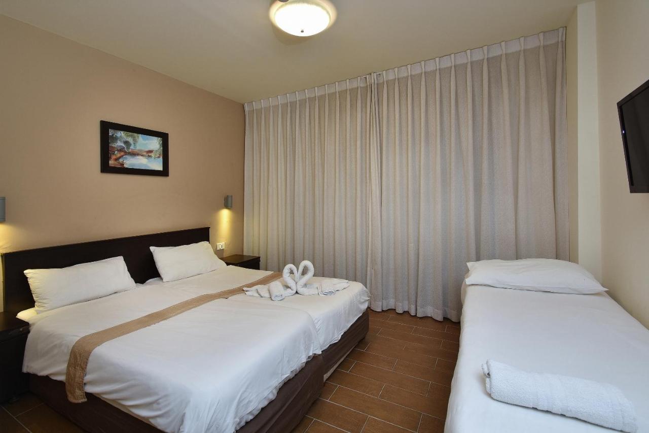 Pearl Of The Valley Hotel Kfar Tavor Eksteriør billede