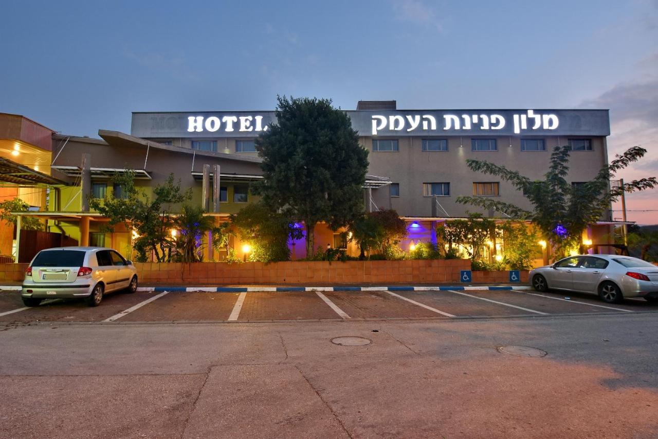 Pearl Of The Valley Hotel Kfar Tavor Eksteriør billede
